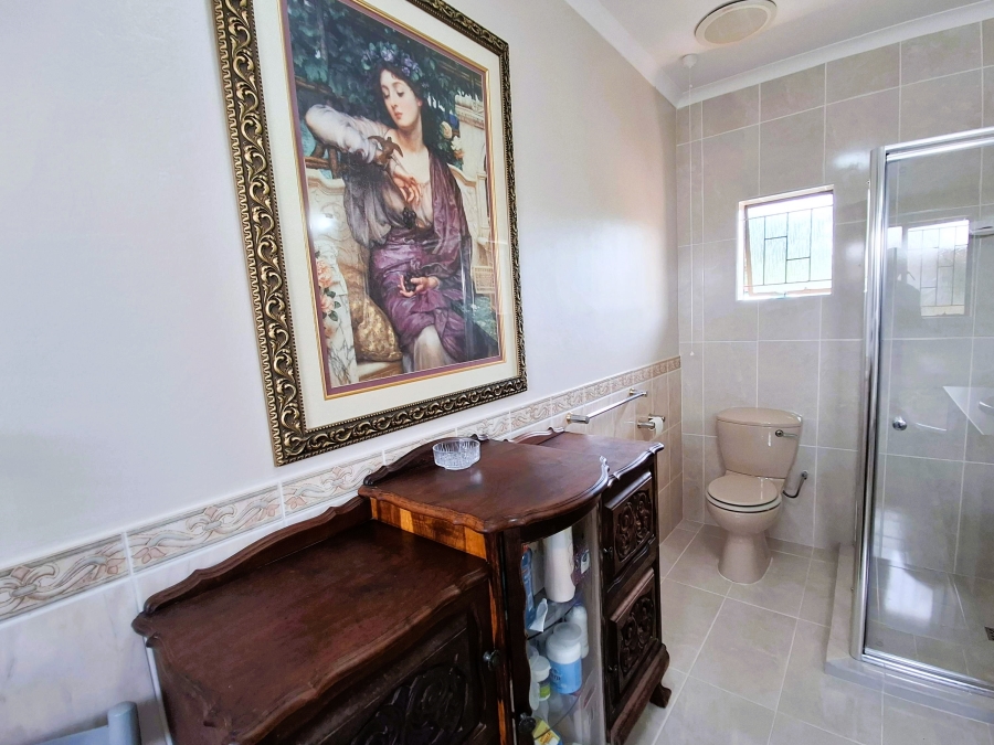 5 Bedroom Property for Sale in Doringkruin North West